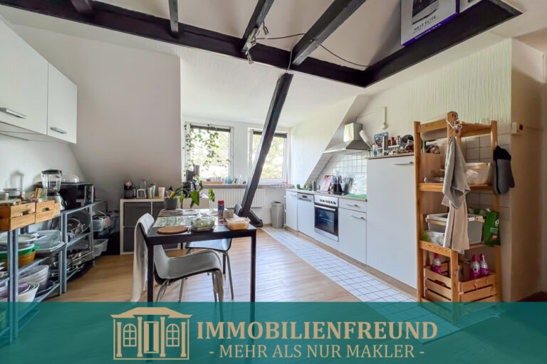 Vermietete Galeriewohnung im Dachgeschoss – perfekt als Kapitalanlage