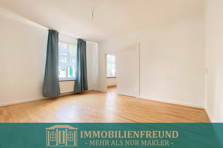 Schöne und helle 3 ZKDB Wohnung in gepflegtem Altbau mit viel Charme in Wuppertal-Cronenberg